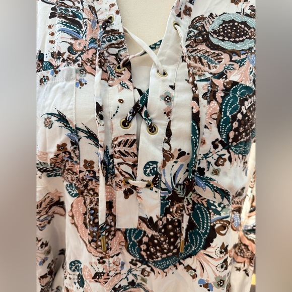 Chico's Multicolor Floral Lace-Up Blouse - Picture 5 of 7